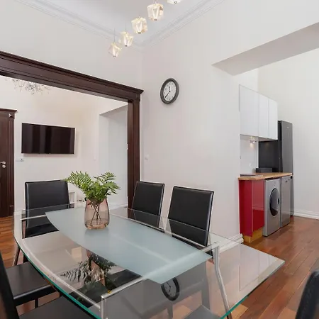 Main Square - Old Town - Florianska 47 Street Kraków